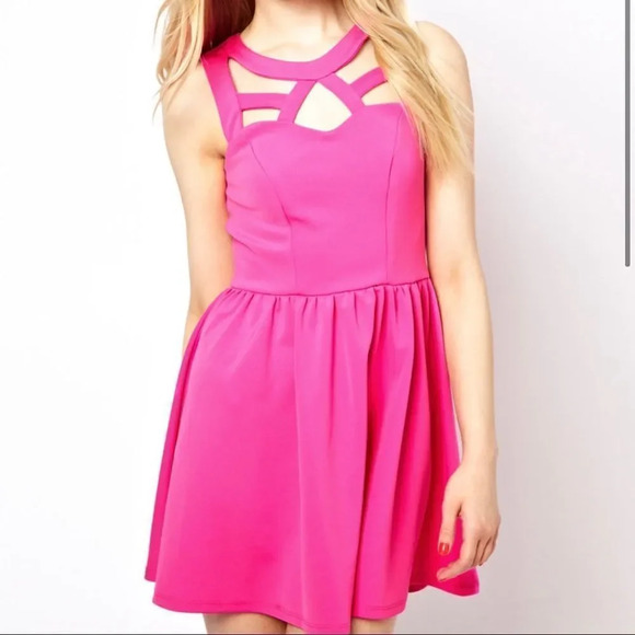 Express Barbie pink cutout mini dress - Picture 1 of 8